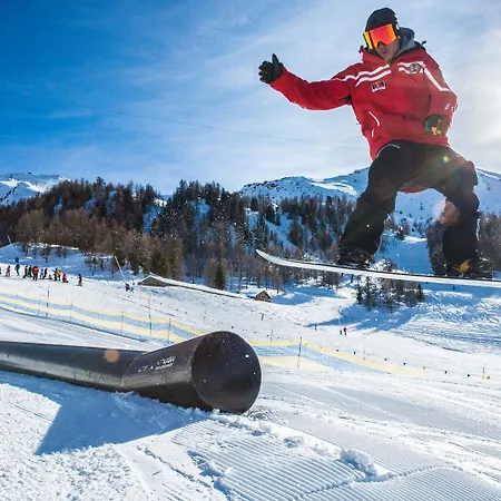 Ξενοδοχείο Th Pila Gressan